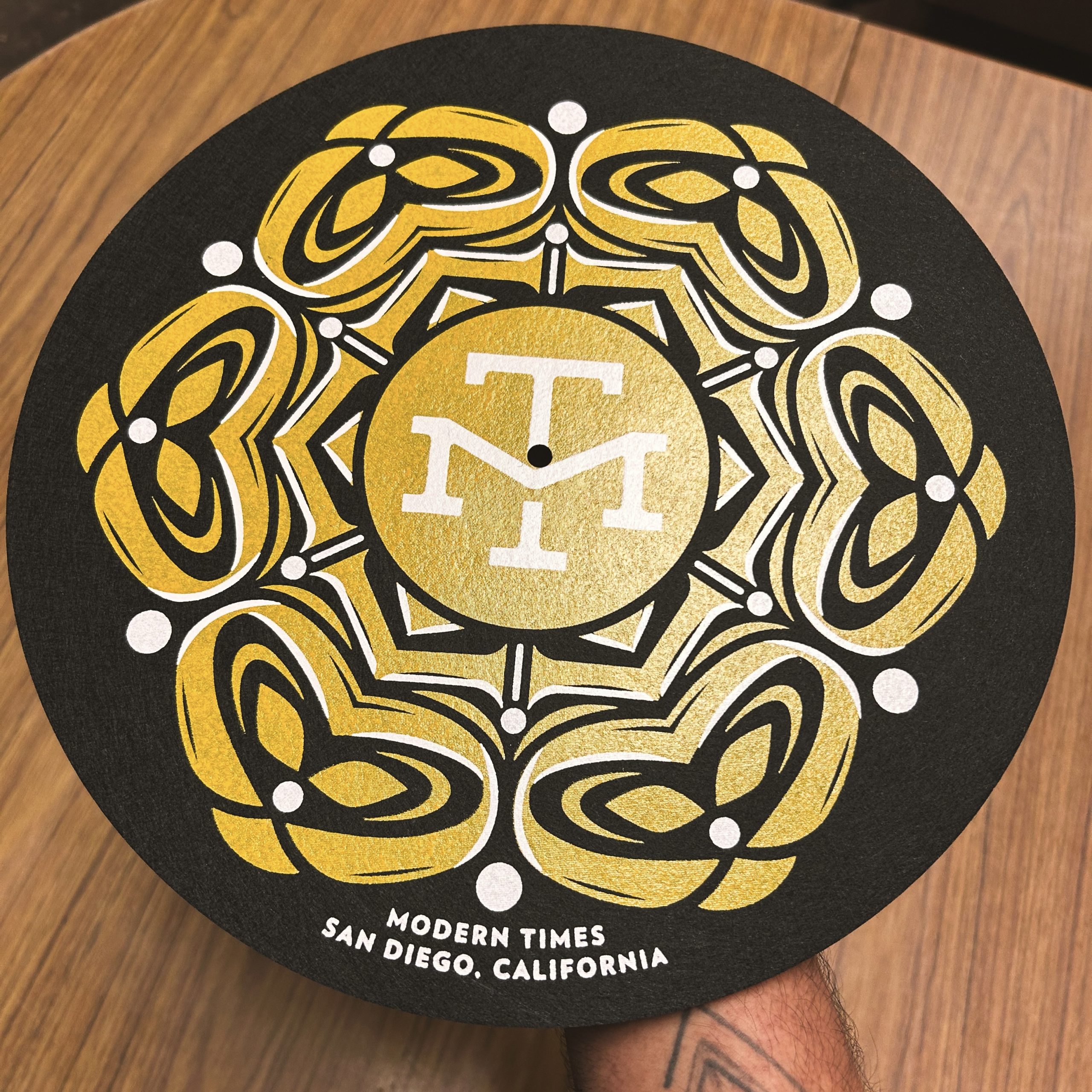 VINYL SLIPMAT DESIGN — cover